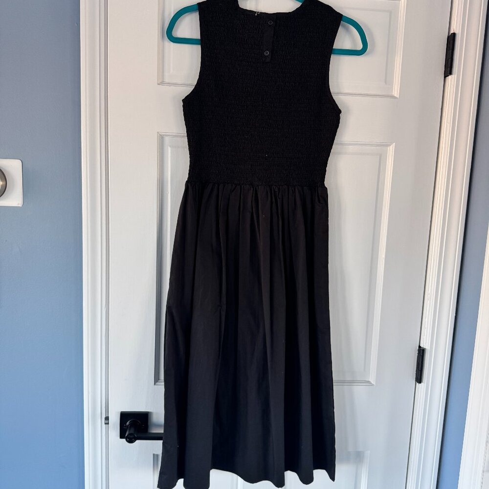 French Connection Black Smocked Midi Dress Size 6 NWT Sleeveless Fit & Flare